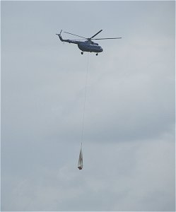 Mi-8 míří na Benešov